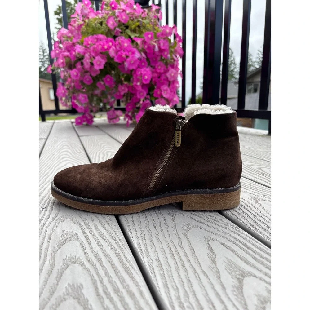 Italeau Waterproof Foliana Suede Round Toe‎ Ankle Zip Booties US Size 10.5